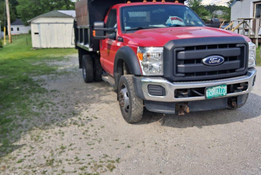 Ford dump truck