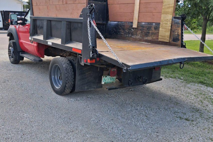 Ford dump truck -back and left